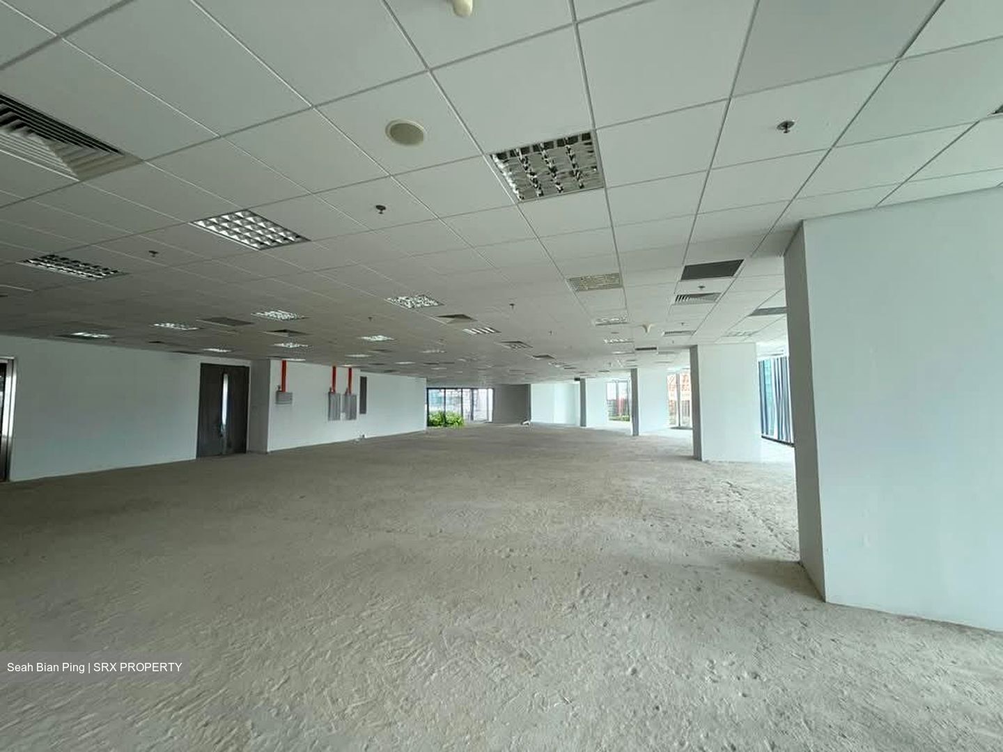 PLUS (D1), Office #622058171